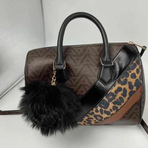 ALDO Black Faux Fur Pom Pom Keychain - Picture 8 of 8